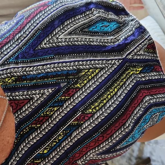 Mossimo SALE - Picture 4 of 6